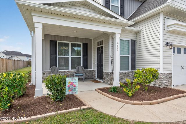 745 Heartwood Drive, Winnabow, NC 28479