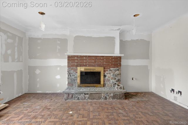 1336 E Long Lake Road, Troy, MI 48085