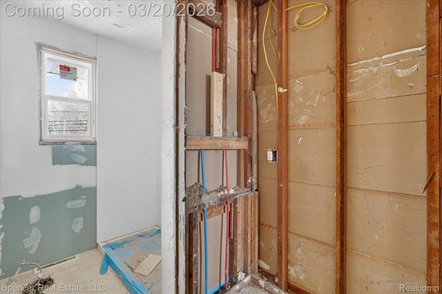 1336 E Long Lake Road, Troy, MI 48085