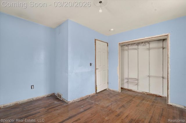 1336 E Long Lake Road, Troy, MI 48085