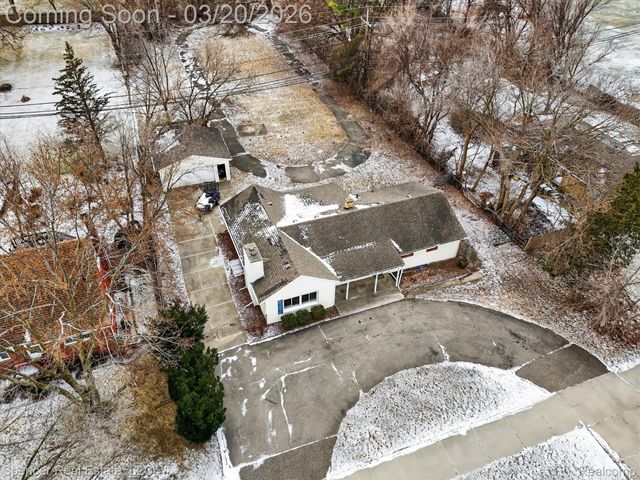 1336 E Long Lake Road, Troy, MI 48085