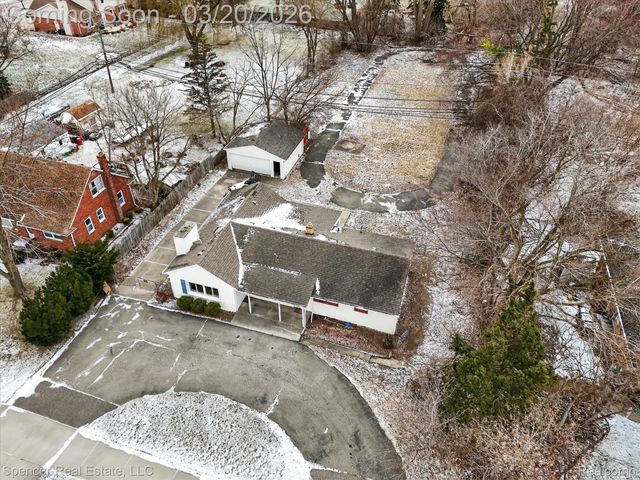 1336 E Long Lake Road, Troy, MI 48085