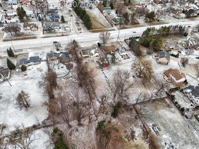 1336 E Long Lake Road, Troy, MI 48085