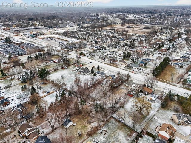 1336 E Long Lake Road, Troy, MI 48085