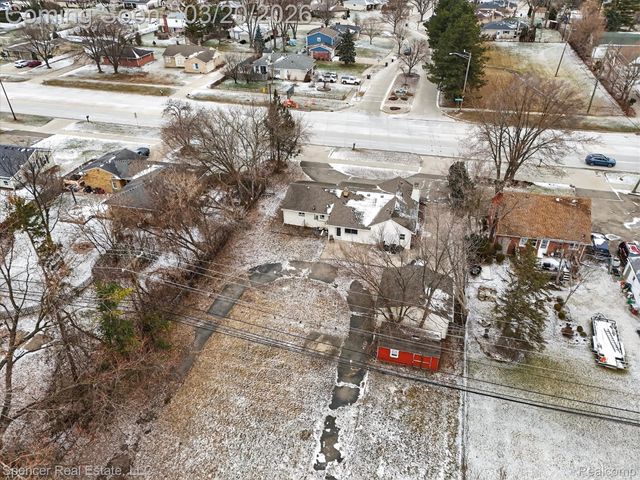 1336 E Long Lake Road, Troy, MI 48085