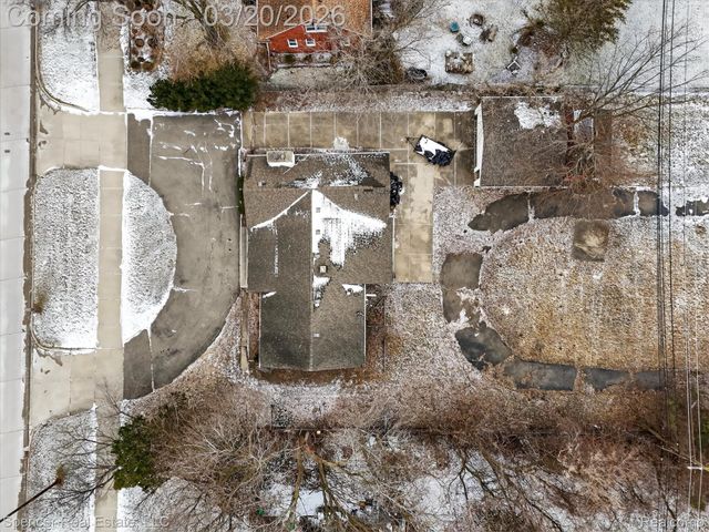 1336 E Long Lake Road, Troy, MI 48085