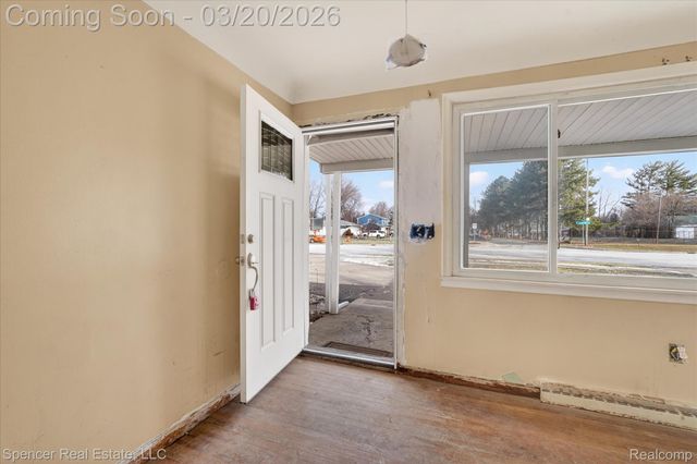 1336 E Long Lake Road, Troy, MI 48085