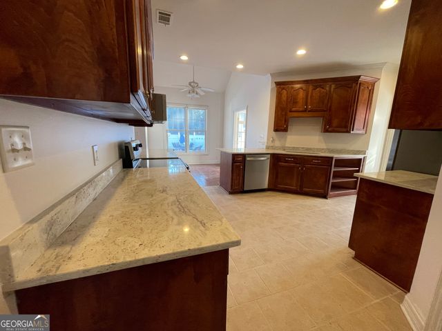 155 Rocky Way, Williamson, GA 30292