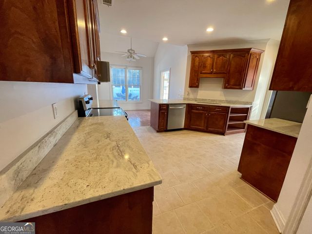 155 Rocky Way, Williamson, GA 30292