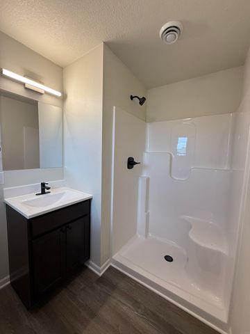 103 North Street, Urbana, IA 52345