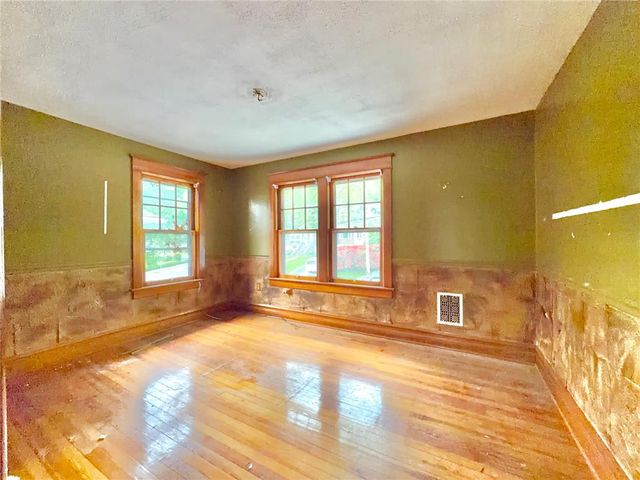 720 Lafayette Street, Easton, PA 18042