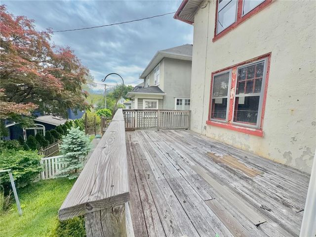 720 Lafayette Street, Easton, PA 18042