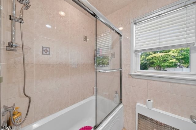47 Albert Ave, Edison Twp., NJ 08837
