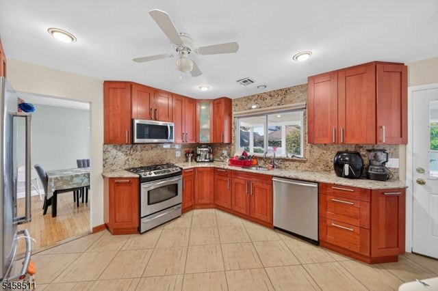 47 Albert Ave, Edison Twp., NJ 08837
