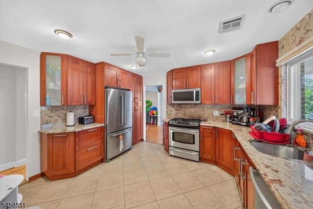 47 Albert Ave, Edison Twp., NJ 08837