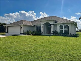 410 SE 1st TER, Cape Coral, FL 33990