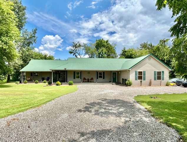 1681 Highway 1568, Monticello, KY 42633