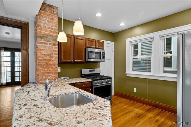 476 Crescent Avenue, Buffalo, NY 14214