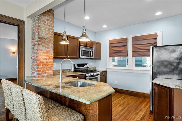 476 Crescent Avenue, Buffalo, NY 14214