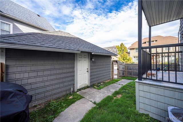 476 Crescent Avenue, Buffalo, NY 14214