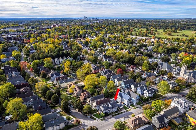 476 Crescent Avenue, Buffalo, NY 14214