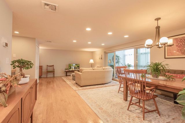 40 Greenleaf Street 101, Quincy, MA 02169