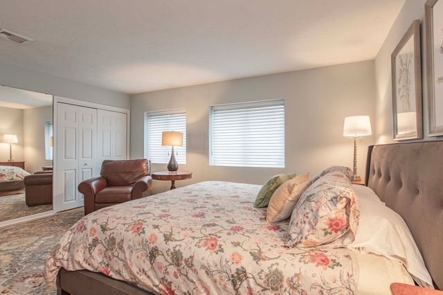 40 Greenleaf Street 101, Quincy, MA 02169