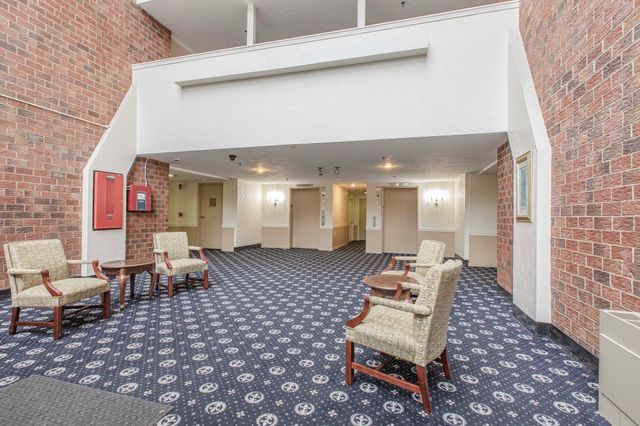 40 Greenleaf Street 101, Quincy, MA 02169