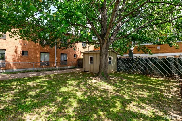 3710 Berger Avenue, St Louis, MO 63109