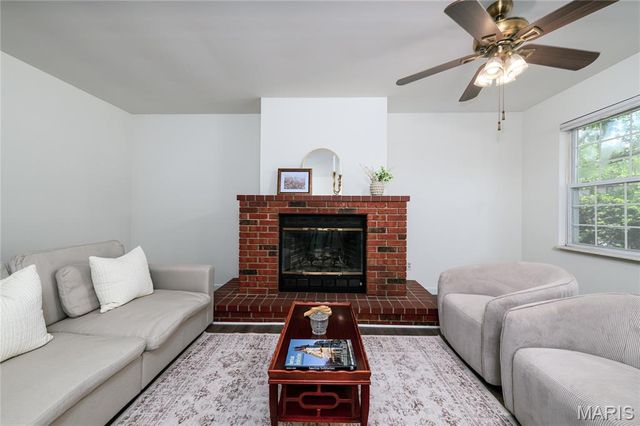 3710 Berger Avenue, St Louis, MO 63109