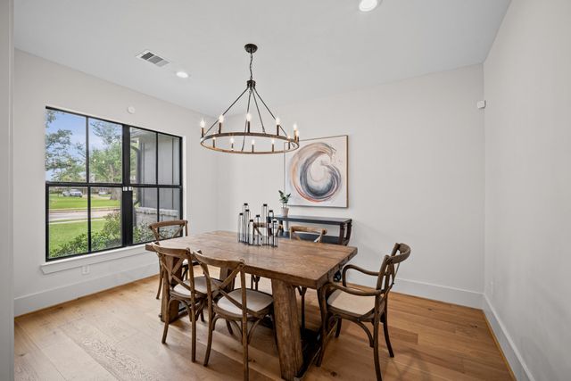 10135 Kerrwood Lane, Houston, TX 77080
