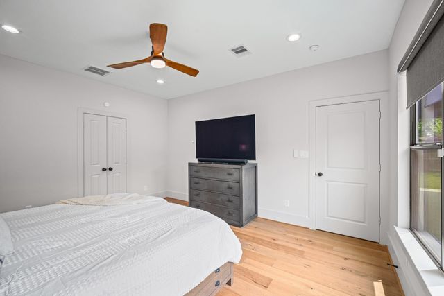 10135 Kerrwood Lane, Houston, TX 77080