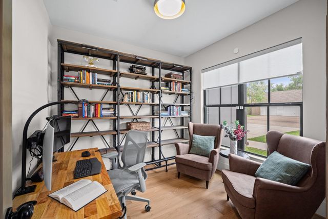 10135 Kerrwood Lane, Houston, TX 77080
