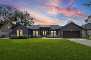 10135 Kerrwood Lane, Houston, TX 77080