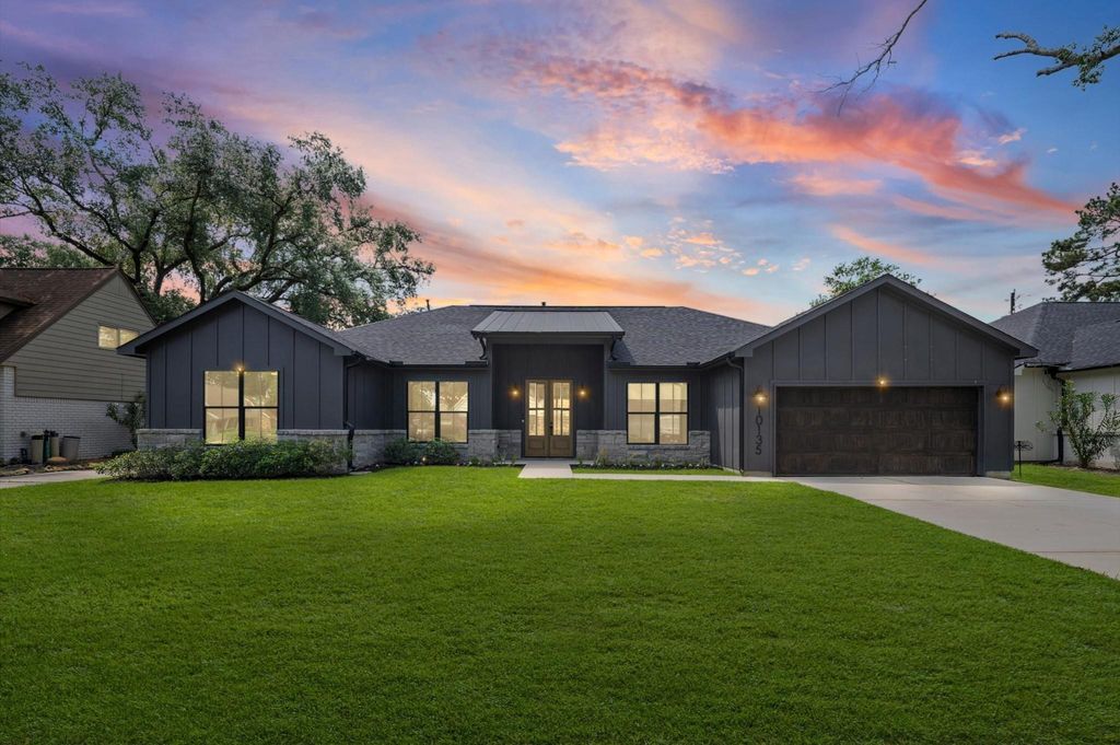 10135 Kerrwood Lane, Houston, TX 77080