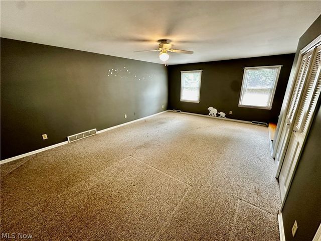1160 Lisa Ann Drive, Akron, OH 44313