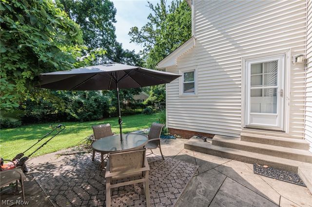 1160 Lisa Ann Drive, Akron, OH 44313
