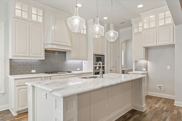 10708 Francis Drive, Waco, TX 76712