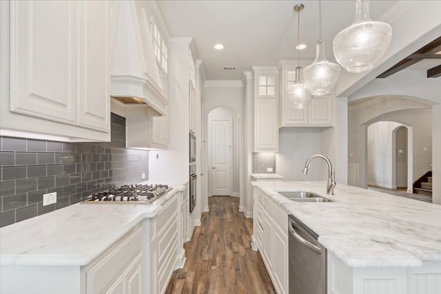 10708 Francis Drive, Waco, TX 76712