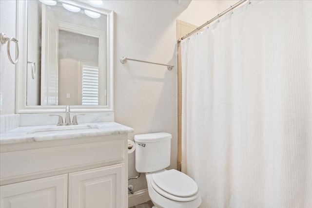 10708 Francis Drive, Waco, TX 76712