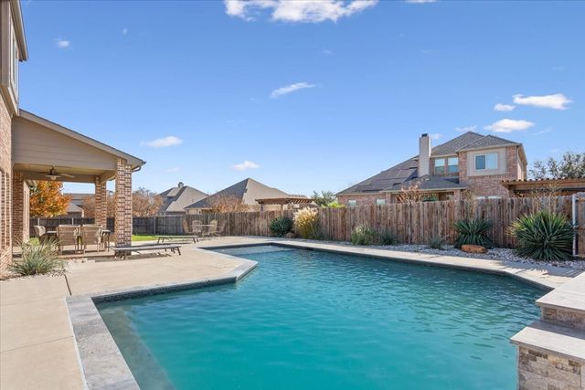 10708 Francis Drive, Waco, TX 76712