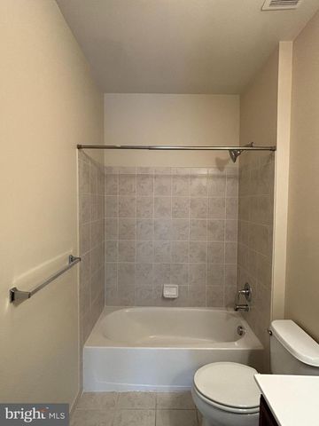 301 KLEE DR, Martinsburg, WV 25403