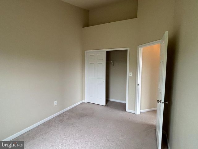 301 KLEE DR, Martinsburg, WV 25403