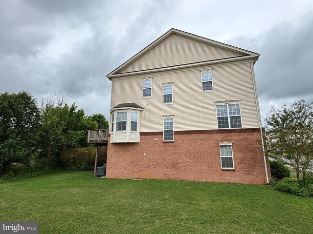 301 KLEE DR, Martinsburg, WV 25403