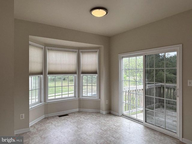 301 KLEE DR, Martinsburg, WV 25403