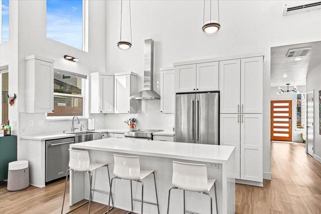 1259 Hagen Way, Ashland, OR 97520