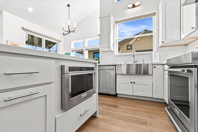 1259 Hagen Way, Ashland, OR 97520