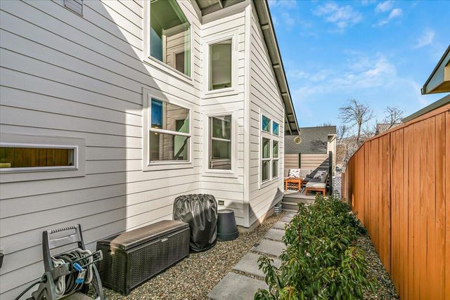 1259 Hagen Way, Ashland, OR 97520