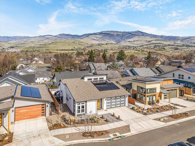 1259 Hagen Way, Ashland, OR 97520