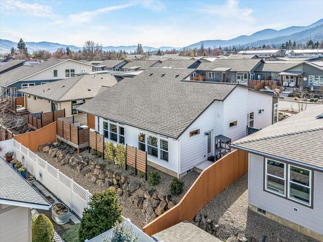 1259 Hagen Way, Ashland, OR 97520